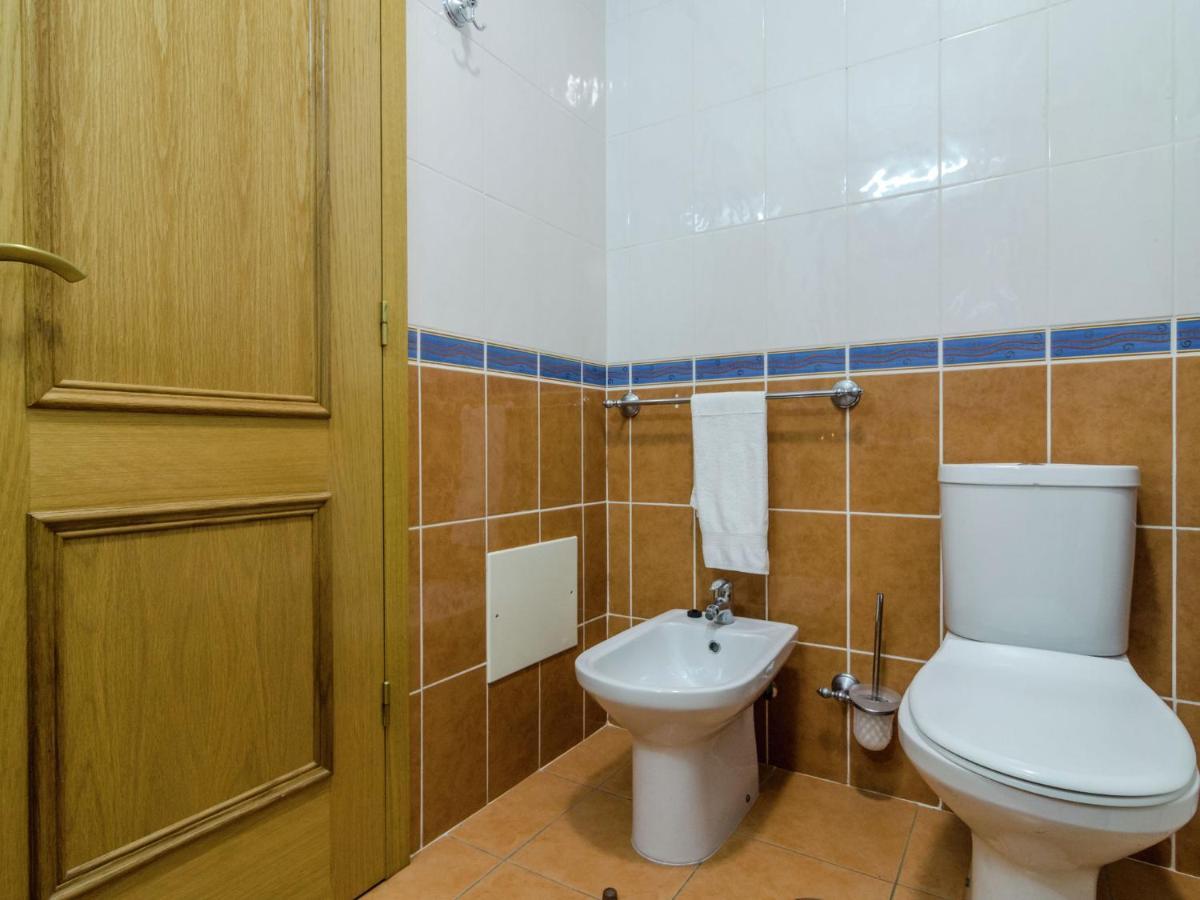 This Warm And Comfortable Apartment Lagos Rum bild