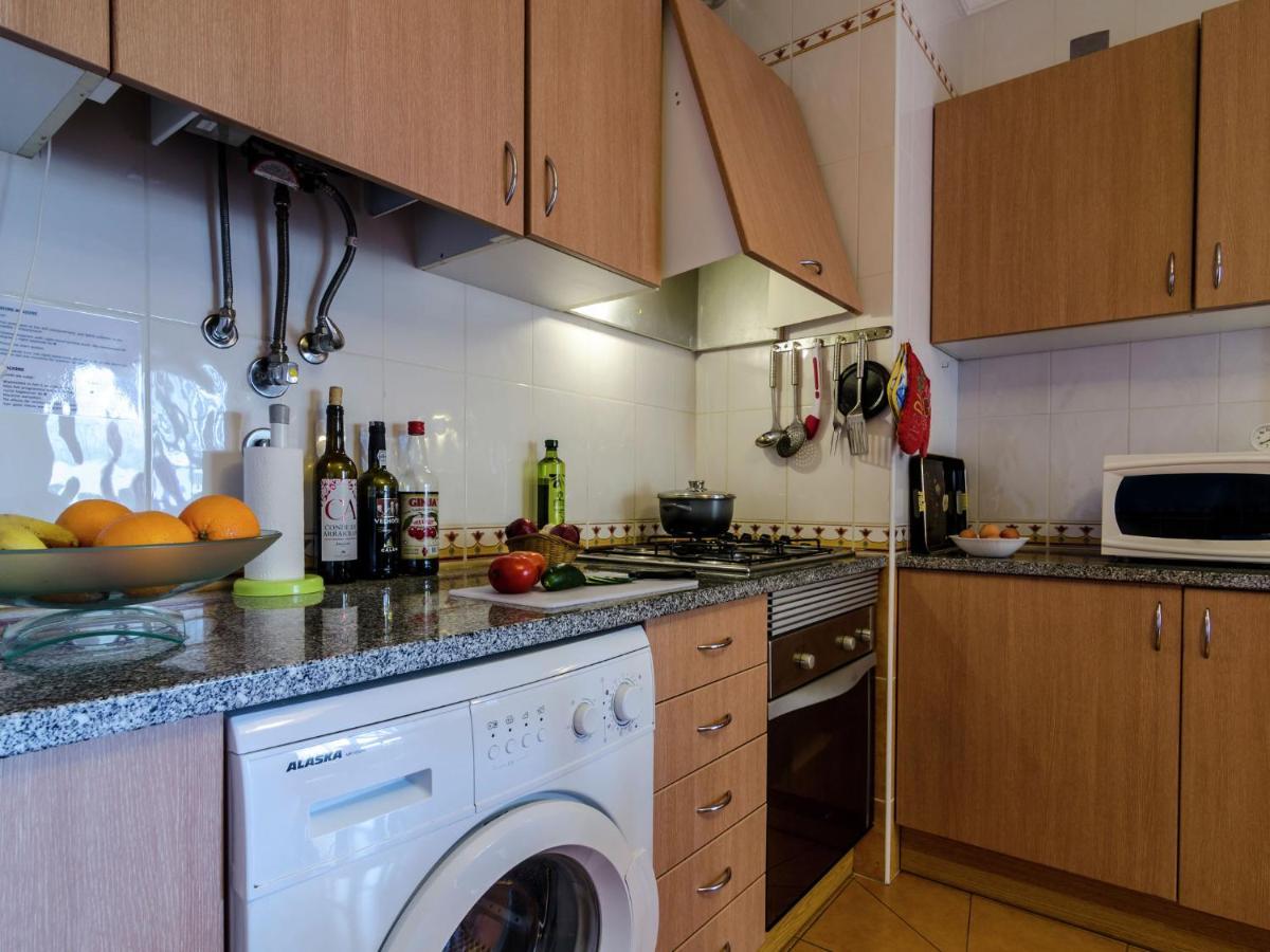 This Warm And Comfortable Apartment Lagos Rum bild